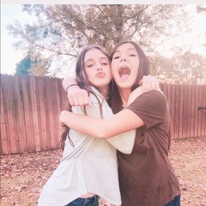 Meet your Posher, Claire